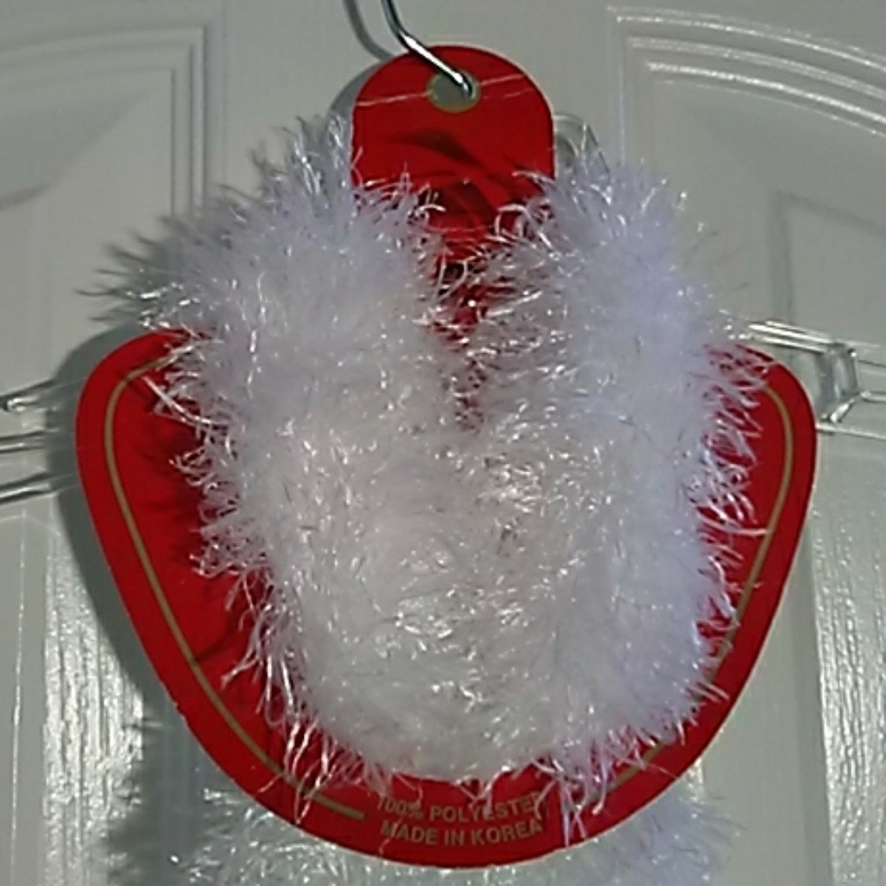 FINAL MARKDOWN Frosty White Tubular Stretchy Scarf